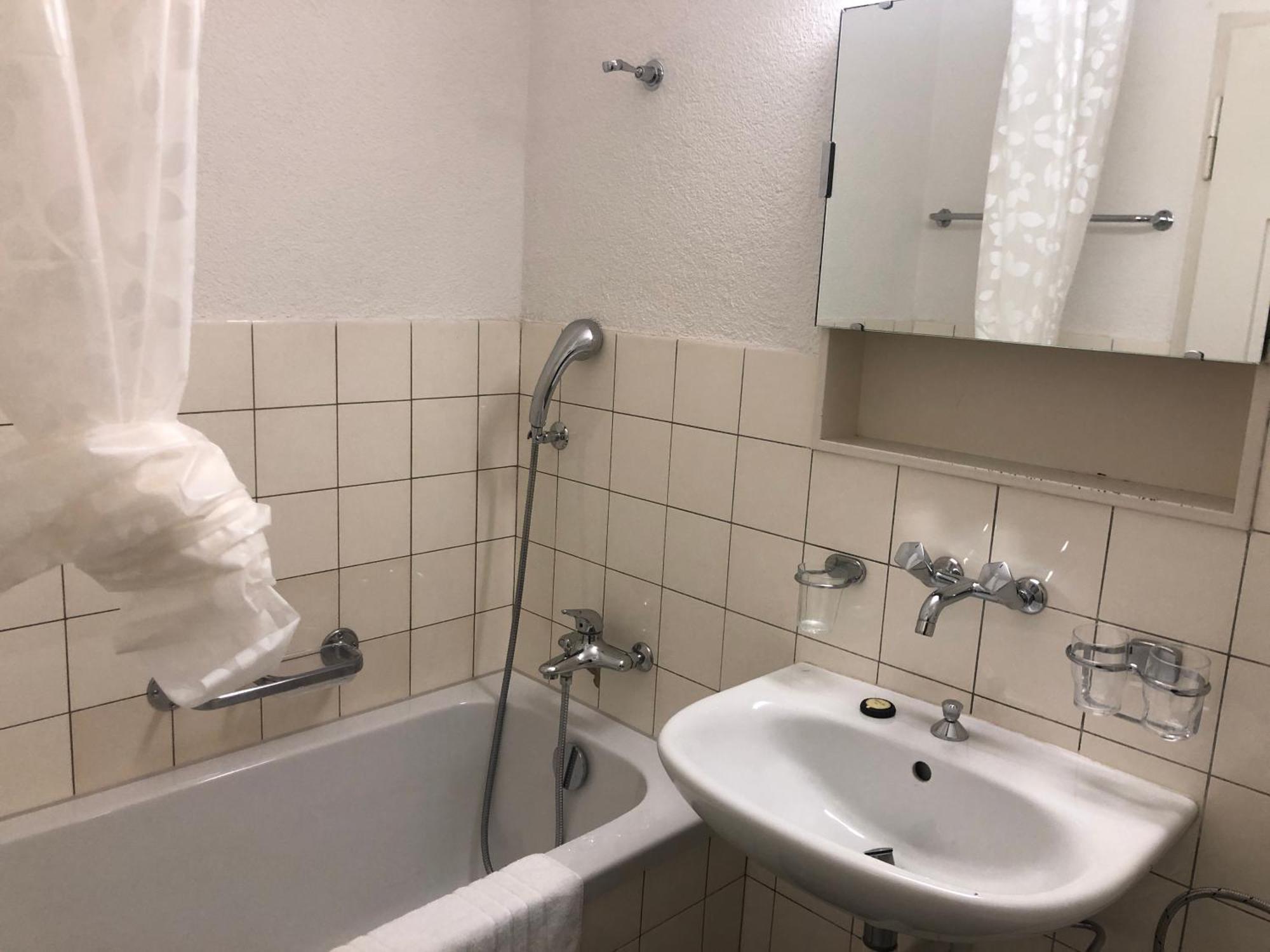 Cozy, Sunny, City Center 1 Bedroom Flat チューリッヒ エクステリア 写真